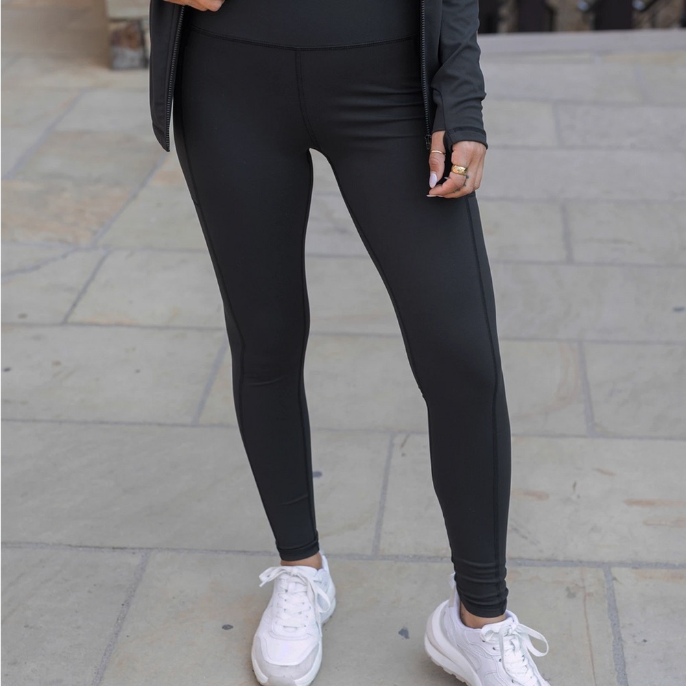 Grace & Lace Best Squat Proof Leggings in Black